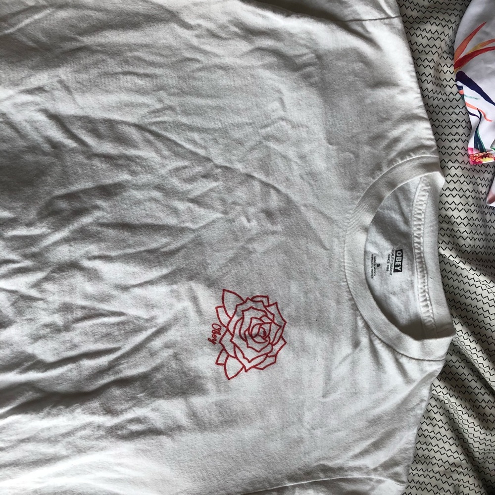 Obey women’s white T-shirt